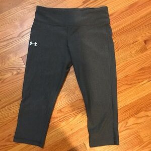 👟Under Armour Athletic Capris